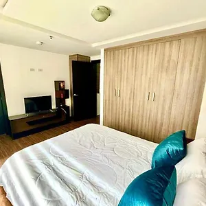 https://suite-parque-la-carolina.hotelsquito.com